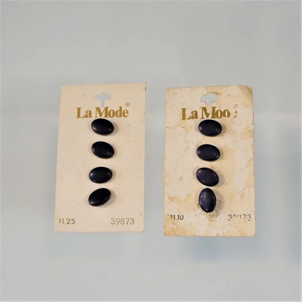 Vintage La Mode Buttons Navy Blue New On Card  8 Total